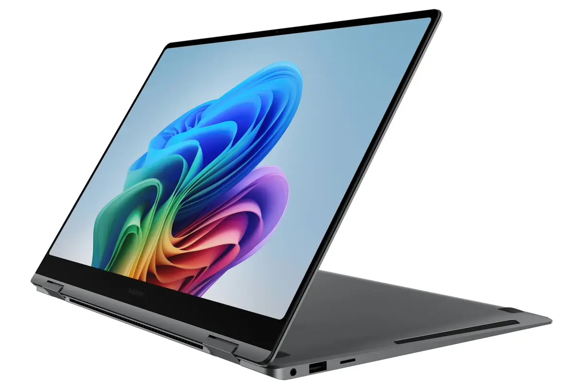 Ноутбук Samsung Galaxy Book5 Pro 360 Photo 11