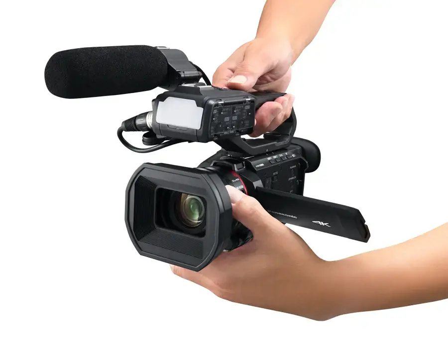 Ручная видеокамера Panasonic AG-CX20 Photo 8