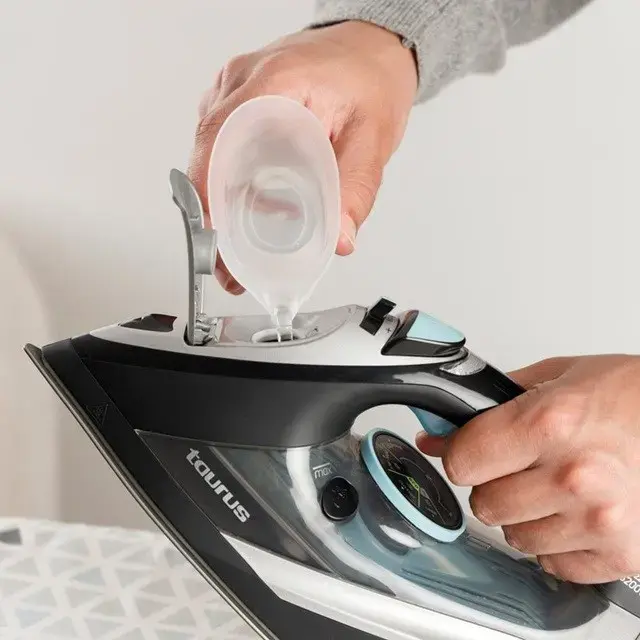 Taurus Geyser Eco 3200 Вт утюг сухой и паровой Photo 2