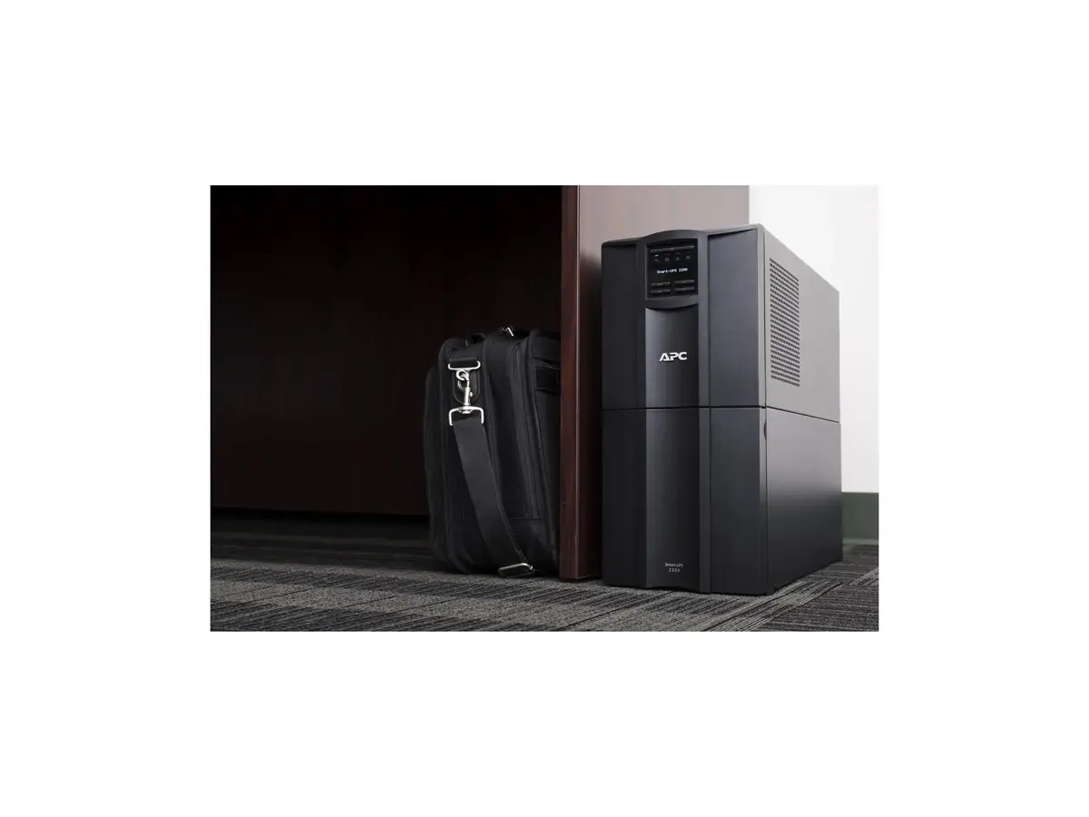 APC Smart SMT2200IC UPS 2200VA 120V Photo 4