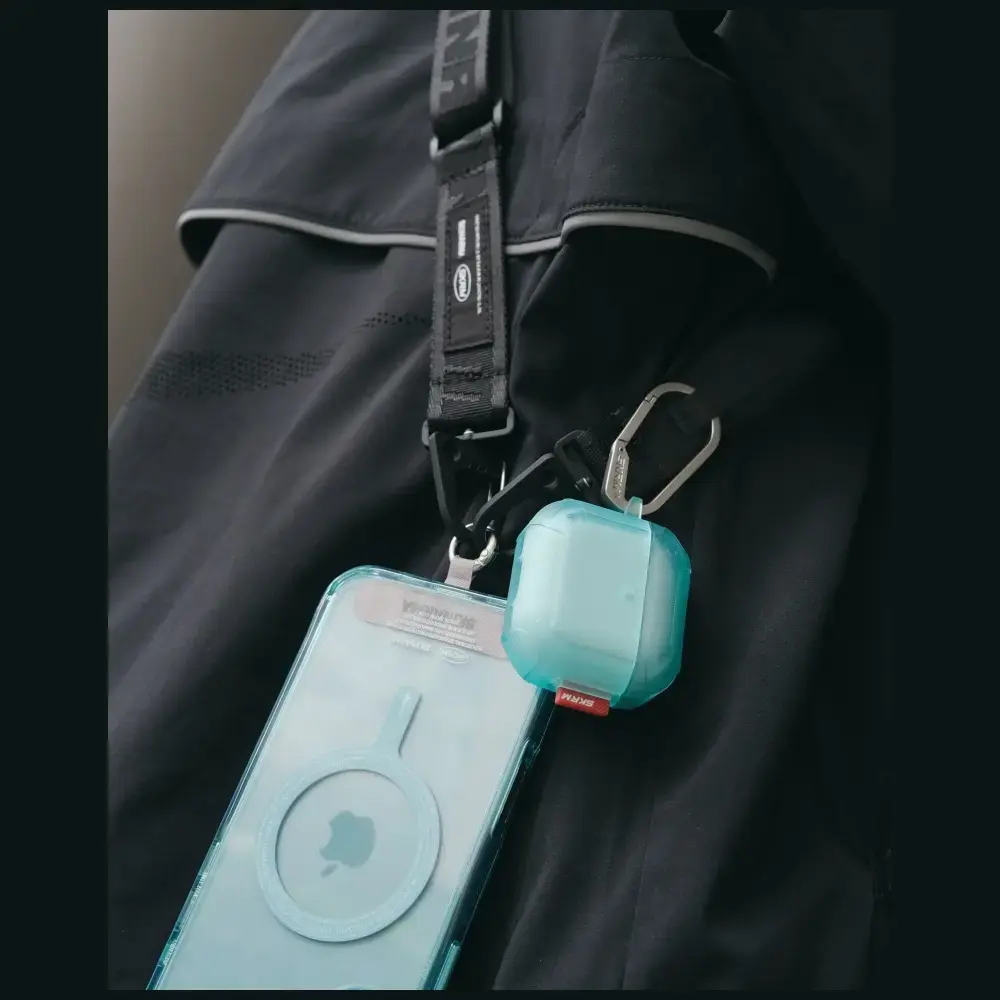 SKINARMA Mecha CE case for AirPods 4 Photo 4