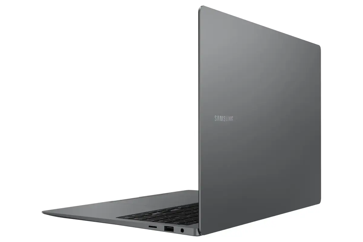 Laptop Samsung Galaxy Book5 Pro 16" Photo 8