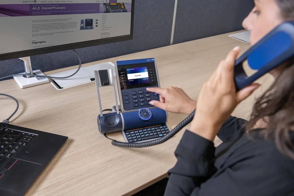 IP телефон Alcatel-Lucent ALE-300 Photo 4