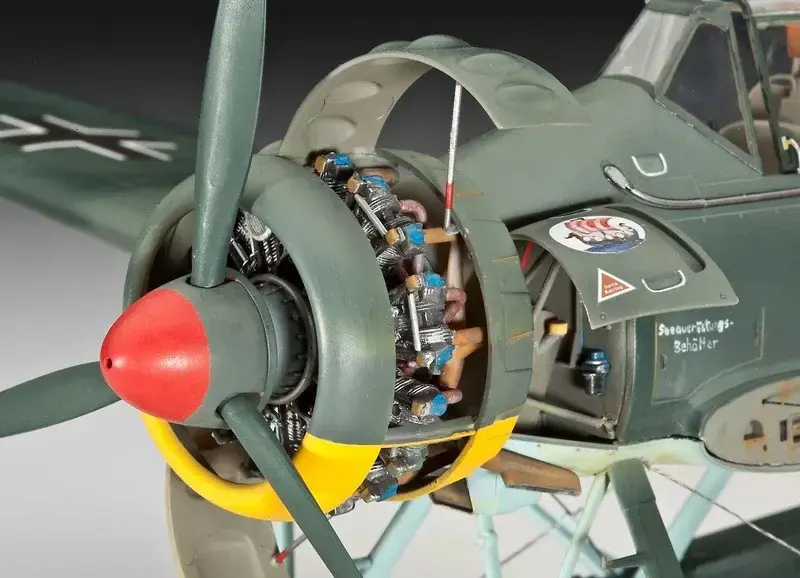 REVELL ARADO AR 196A-3 modelis plastmasa 1:32 Photo 3