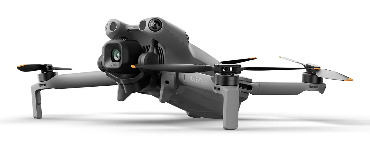 DJI MINI 5 PRO Fly More Combo (RC2) — легкий дрон весом 249 г. Photo 10