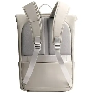 Mugursoma Uniq Arden RPET 24L bēša — tilpums 24 l, materiāls RPET no pārstrādāta PET