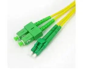 MicroConnect optiskais kabelis LC uz SC