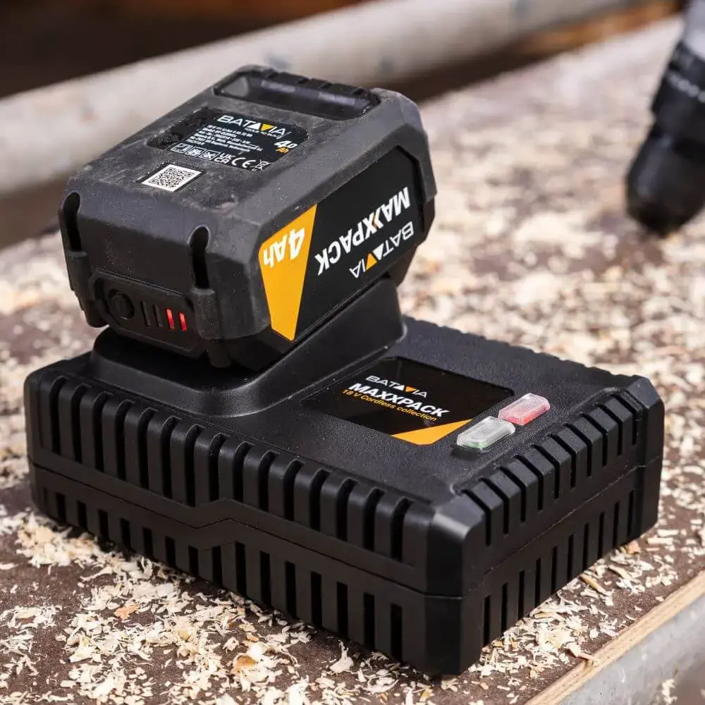 Battery Batavia B.V. 18V 4Ah (7062518) Photo 4