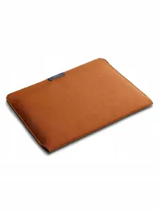 Laptop sleeve Bellroy DLSC-BRZ-213 for 14-inch laptops, bronze finish