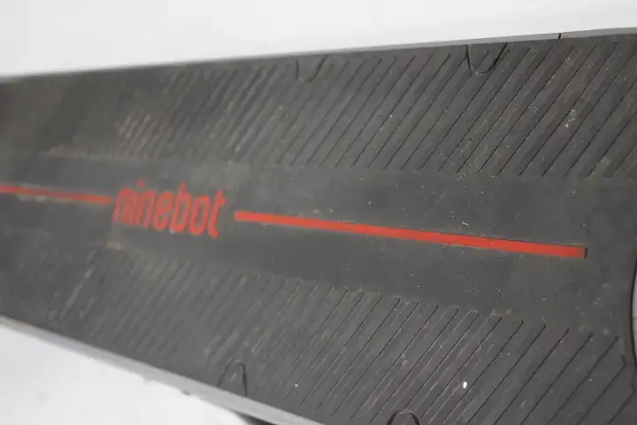 Ninebot by Segway E3 Pro E Electric Scooter Photo 3
