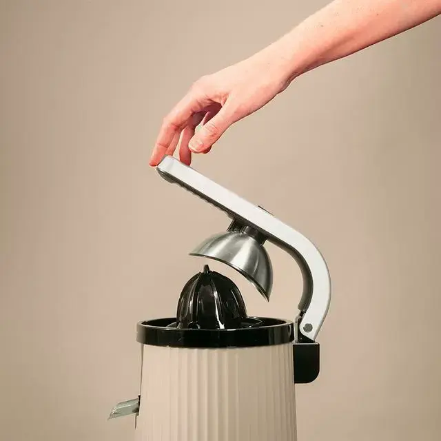 Соковыжималка Cecotec Xqueeze RetroJuice 600 Photo 6