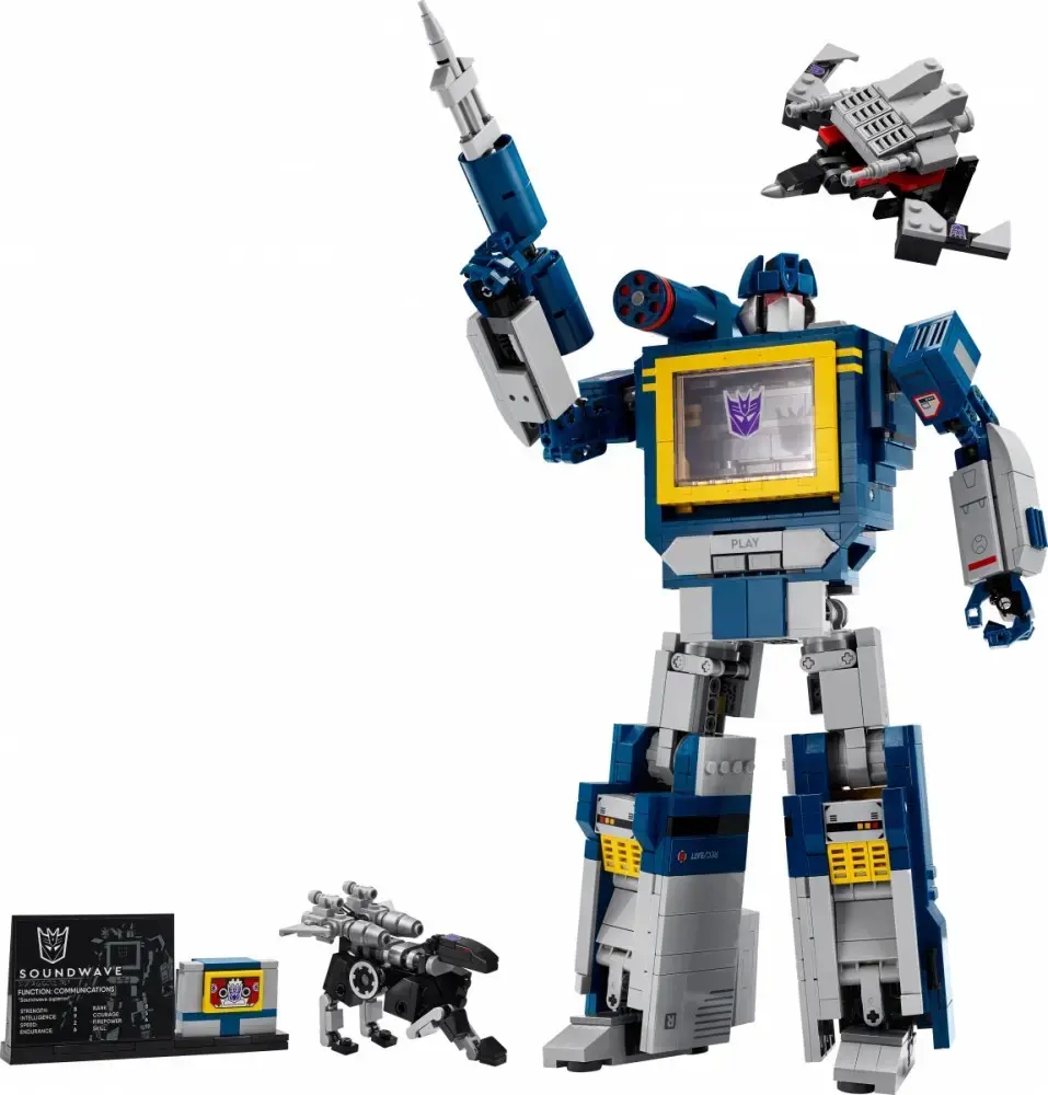 LEGO Building Blocks 10358 Transformers Soundwave Photo 5