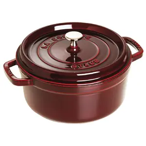 Cast iron round pot Staub 3.8 L Grenadine – 3.8 L capacity, enameled interior