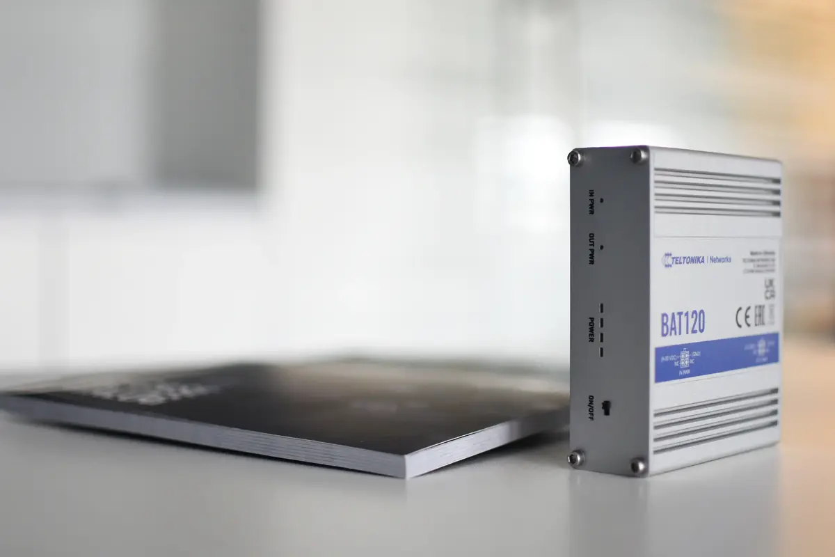 Источник бесперебойного питания UPS Teltonika BAT120 Photo 10