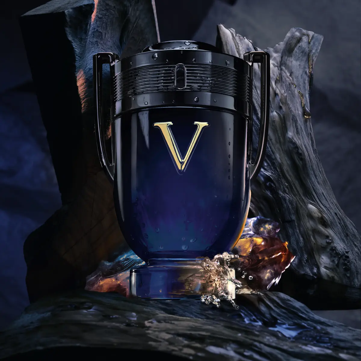 Парфюмерный спрей Paco Rabanne Invictus Victory Elixir Photo 3