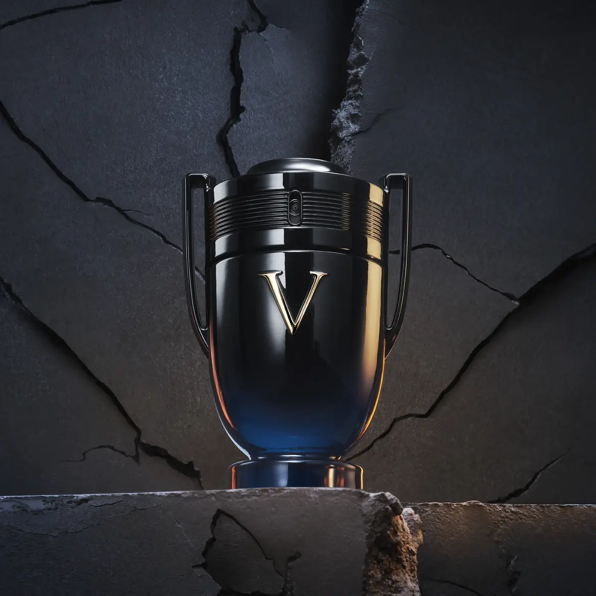 Парфюмерный спрей Paco Rabanne Invictus Victory Elixir Photo 7