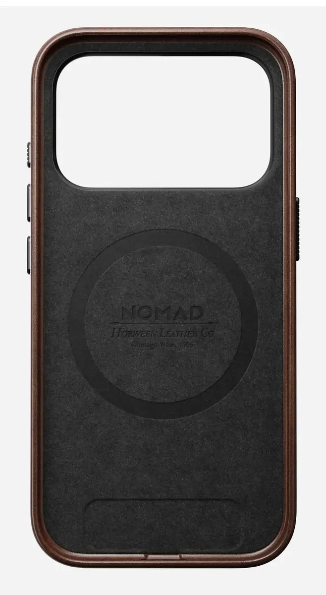Nomad Traditional Leather Case — iPhone 17 Pro cover Photo 6