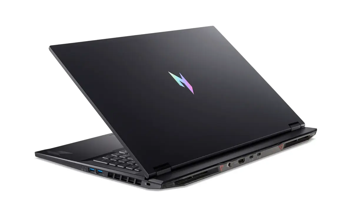 Acer Nitro 18 AI AN18-61-R40J laptop Photo 4