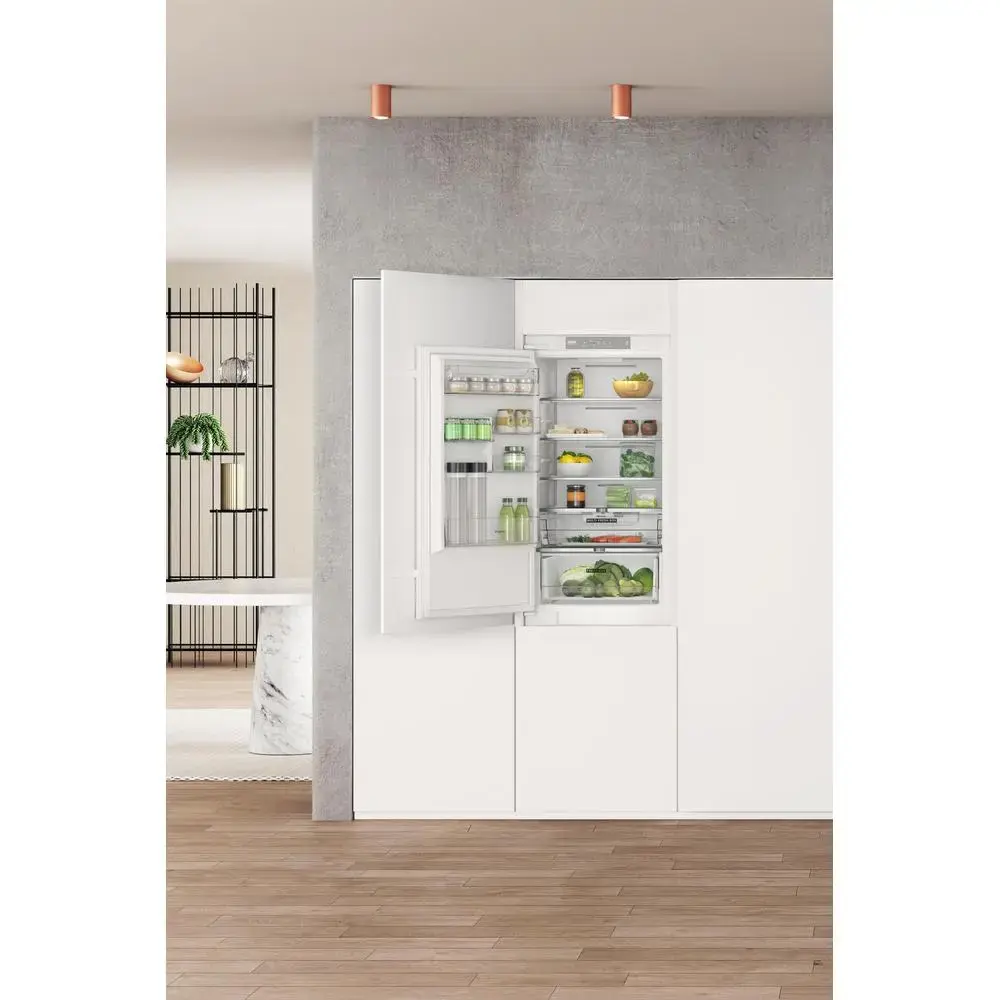 Iebūvēts ledusskapis Whirlpool WHC18 T322 Photo 8
