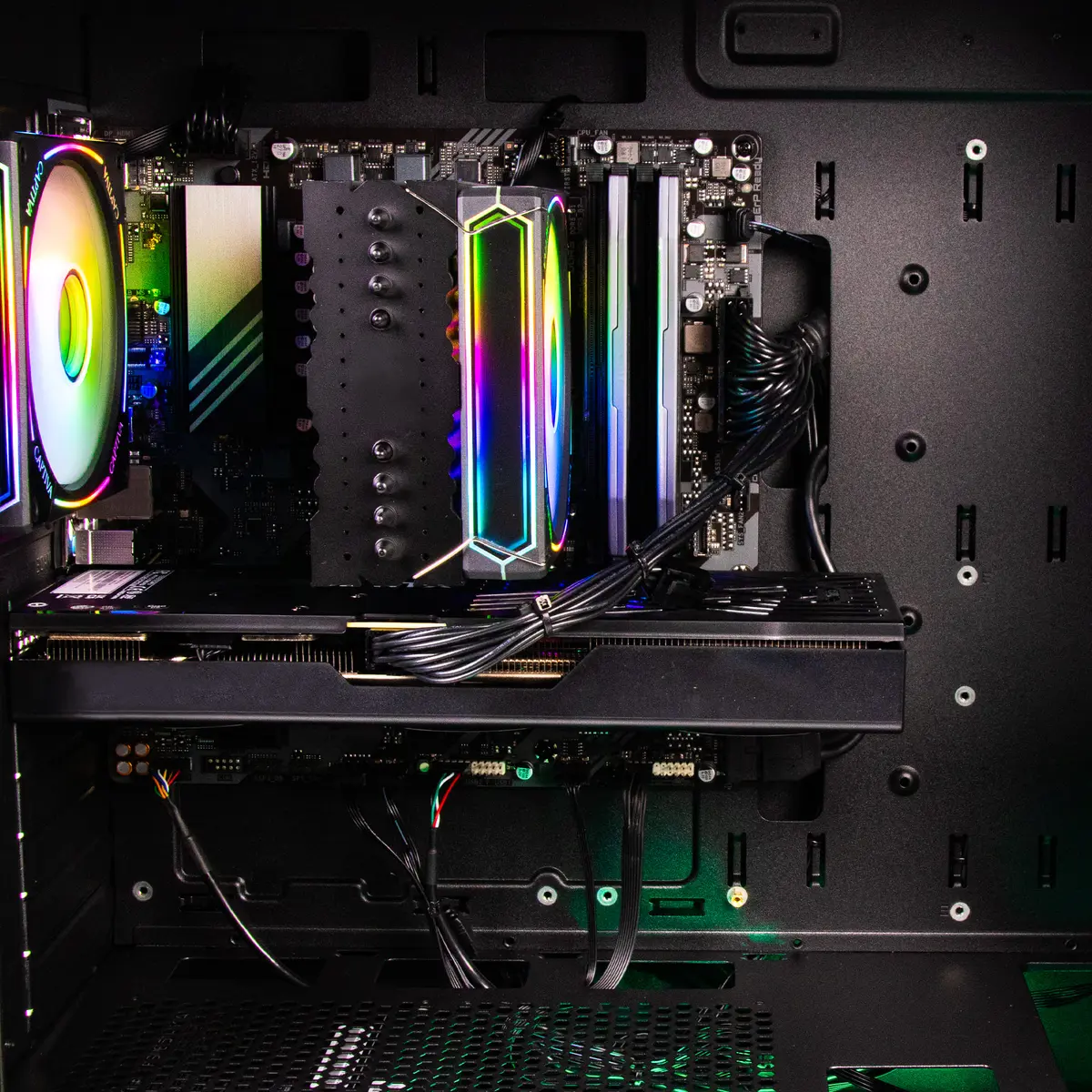 Captiva 94924 galddators ar Ryzen 7 un RTX 5060 Ti Photo 4
