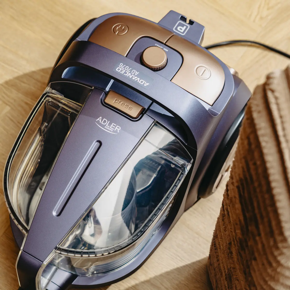 Putekļsūcējs Adler AD 7076 — 700 W, 3,5 L, HEPA Photo 32