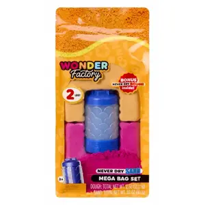 Kinetic Sand MGA Wonder Factory Never Dry Sand Bag Orange Red – Moldable Play Sand, Portable Bag