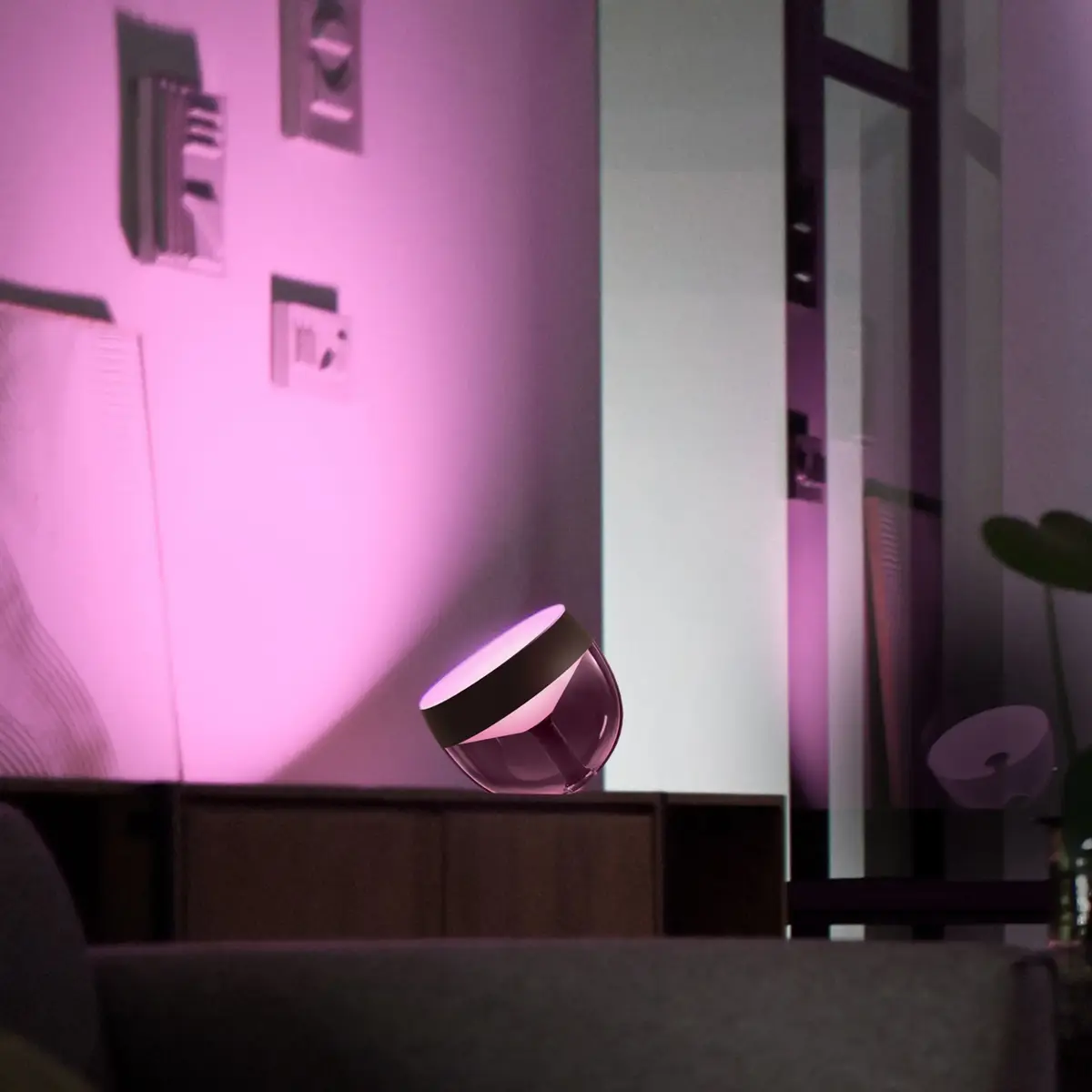 Smart table lamp Philips Hue White and colour ambience Iris Photo 6