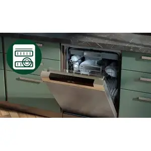 Easy-clean design with non-stick and dishwasher-safe parts