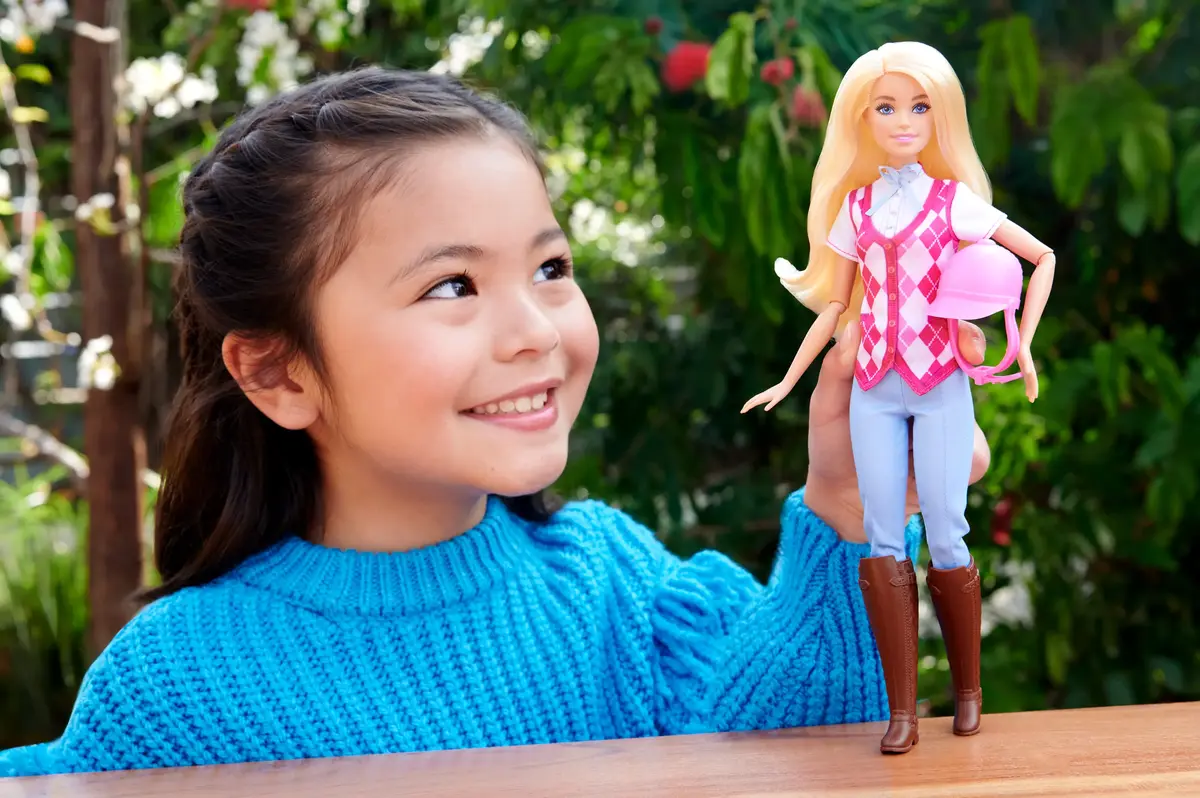 Кукла модная Barbie Mysteries Великая погоня за лошадью Malibu Photo 2