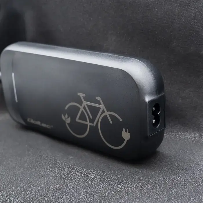 Зарядное устройство QOLTEC ebike Bosch 50762 36В/42В 2А Photo 3