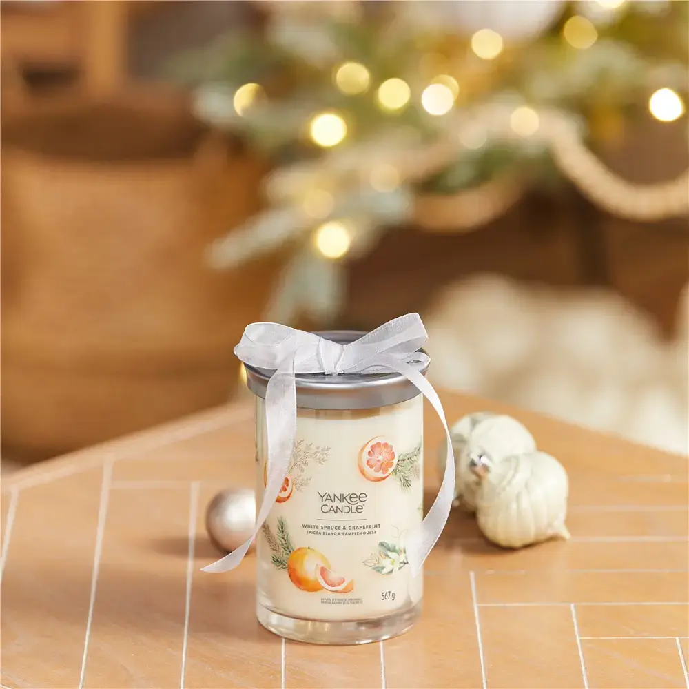 Vaska svece Yankee Candle White Spruce & Grapefruit Photo 3