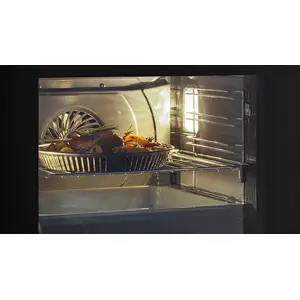 360° visibility: illuminate your oven... And your dishes!