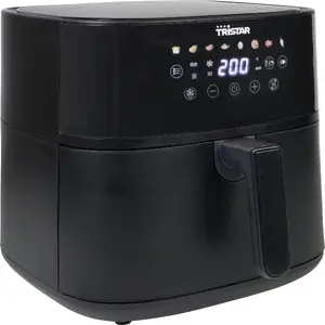 Deep fryer Tristar FR-9071 — compact electric fryer with removable components for home use