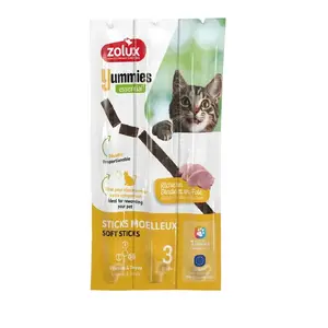 Лакомство для кошек ZOLUX Yummies с индейкой и печенью пакетики 3×5 г – мясное угощение для взрослых кошек