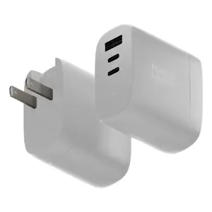 Fast GaN Charger Native Union Fast Gan Charger Pd 67W White Intl 2C1A USB‑C 2 ports 67W AC 100–240V protection against overcurrent overvoltage overheating