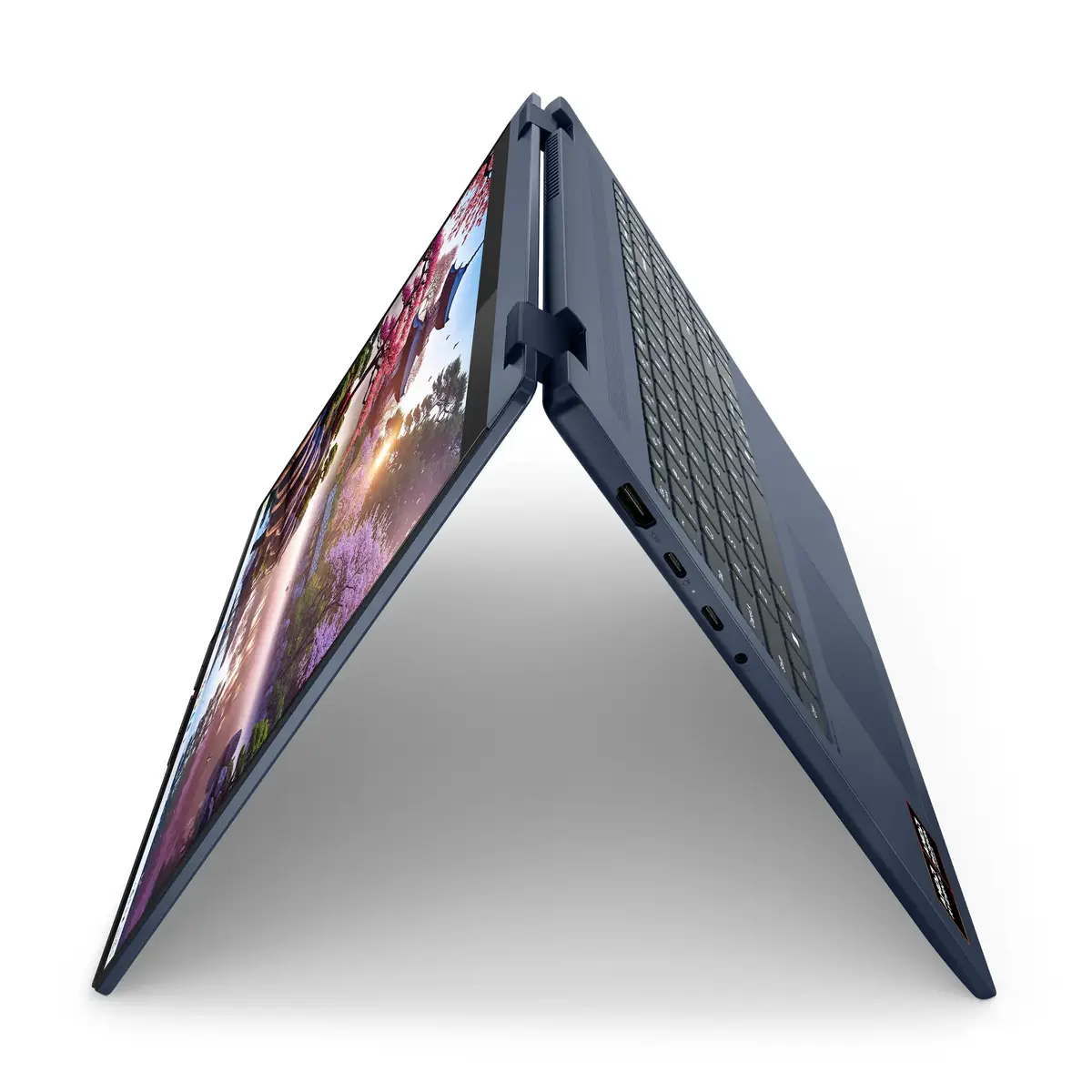 Lenovo IdeaPad 5 2‑in‑1 16AKP10 Copilot+ laptop Photo 16