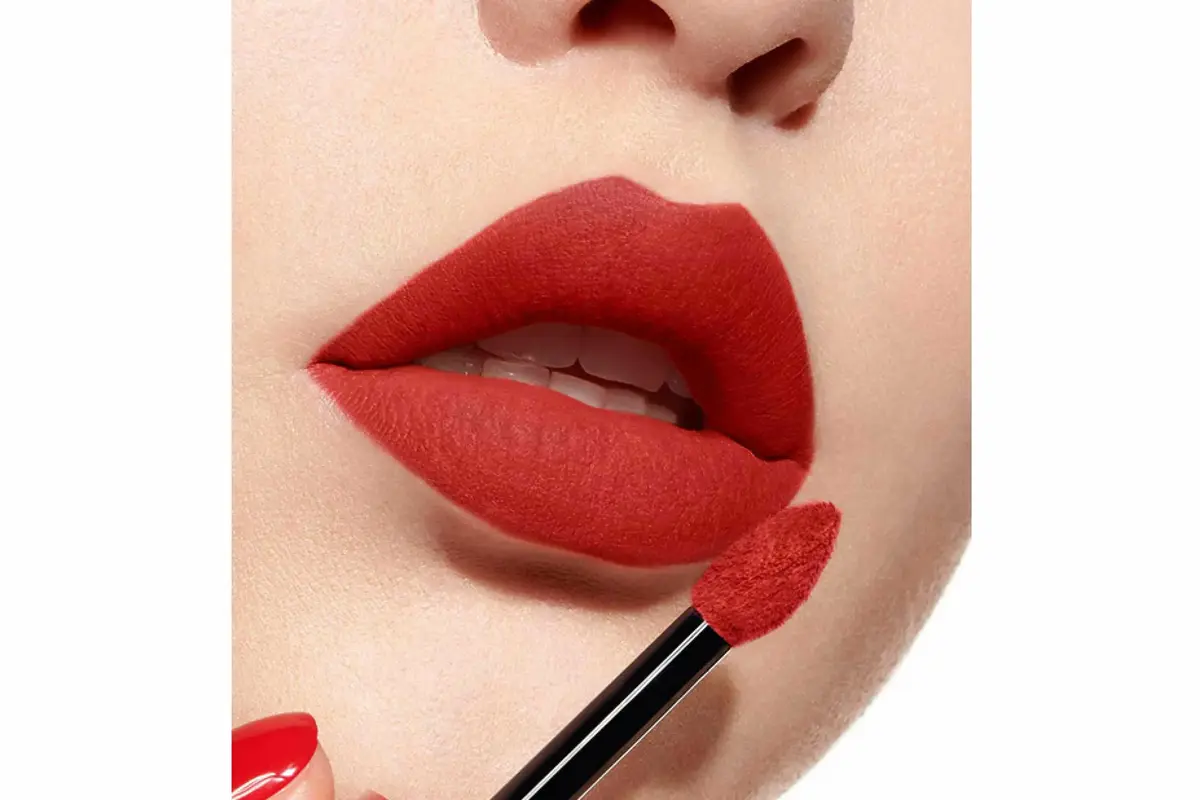Šķidrais lūpu krāsa DIOR Rouge Forever Liquid 741 Photo 2