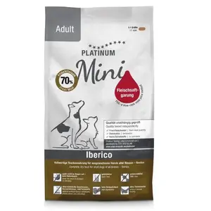 Полувлажный корм для собак Platinum Adult Iberico Mini 900 г — для взрослых мелких пород, рецепт с свининой, 23% белка, 14% жира
