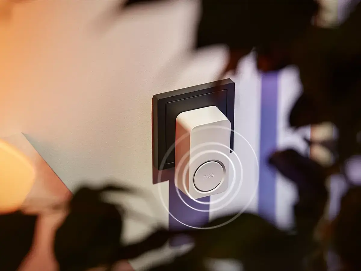 Philips Hue Secure Set — wired doorbell camera and chime Photo 7