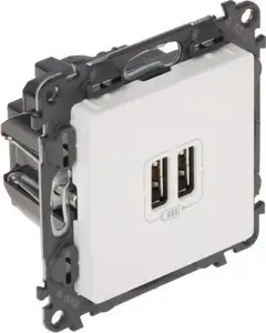 Настенная зарядная розетка Legrand Valena Life USB модель LE-753112 с интегрированными USB-портами
