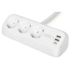 Strāvas sadalītājs DIGITUS 3 vietas ar 2×USB-A un 1×USB-C, 3 AC Type E/F, kabelis 1,5 m, balts