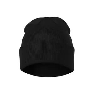 Adīta cepure MALFINI Beanie 315 unisex melna — cieši pieguļoša ziemas cepure, viegla, kompakta