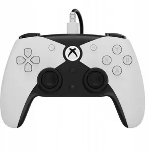 Wired Xbox controller Hyperkin Controller Competitor white