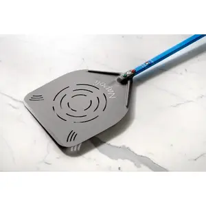 GI.METAL taisnstūra perforēta picu lāpsta Napoli 36x36 cm lāpsta, 60 cm rokturis