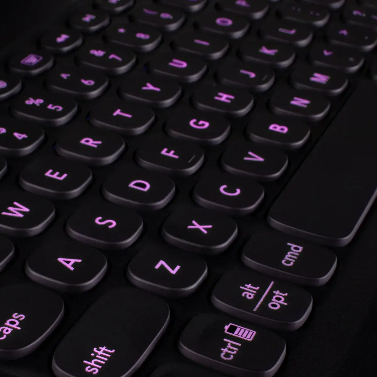 Zagg Pro Keys Bluetooth QWERTY keyboard Photo 3
