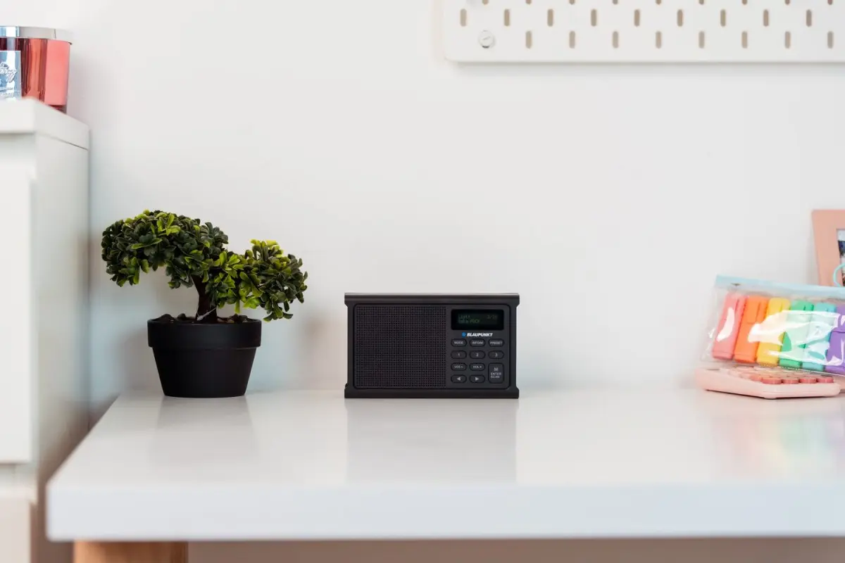 BLAUPUNKT DR3BK tabletop radio — DAB+/AM/FM Photo 6