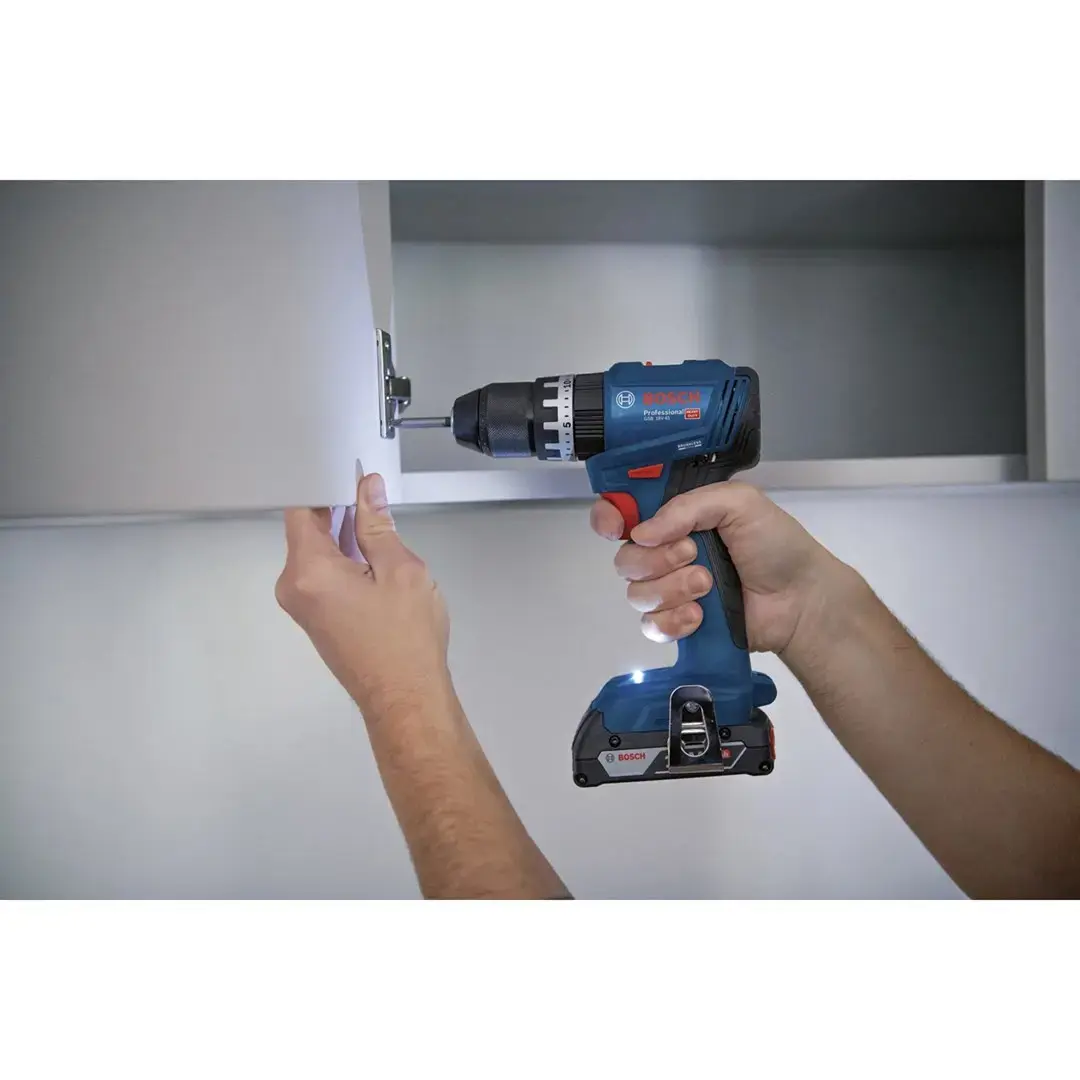 Аккумуляторная дрель Bosch GSB 18 V Photo 2