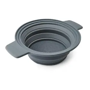 Silicone collapsible steamer/strainer 39×29×2 cm, grey – Masterclass