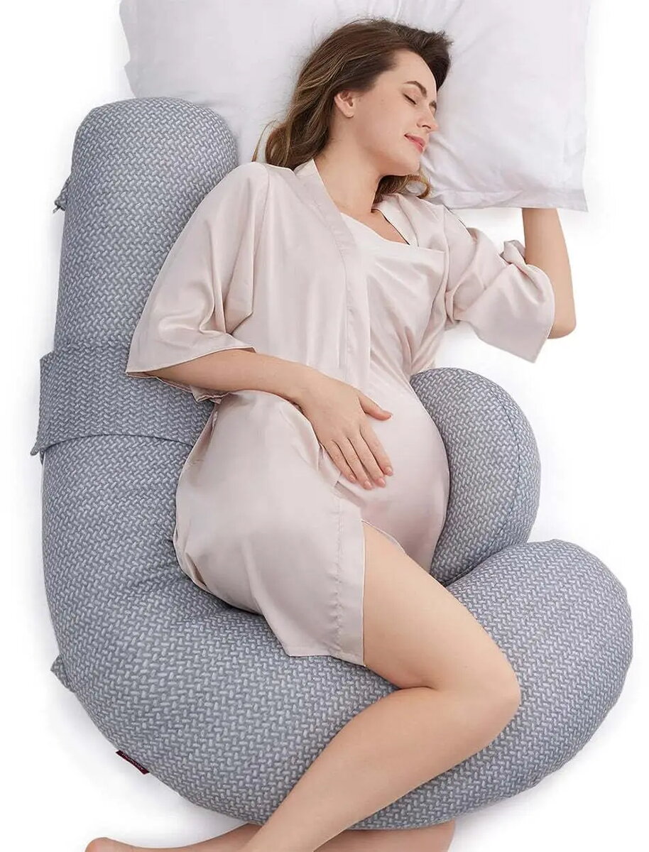 Blankets & Pillows