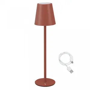 Table lamp Beper P207ILI204 — compact bedside/desk lamp, LED compatible, plug-in power